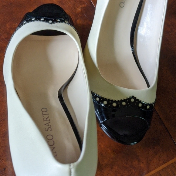 Hard to find Franco Sarto peep toe wingtip heels - Picture 6 of 10